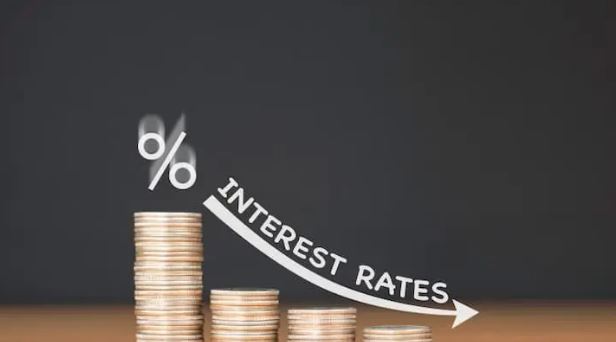 Tips for Negotiating a Lower Interest Rate on a Loan